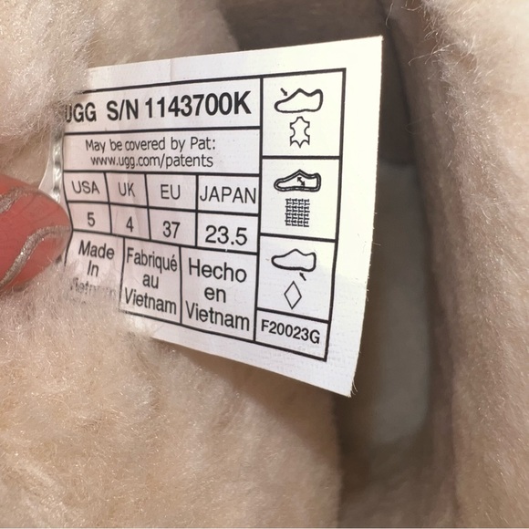 NWT UGG Classic Mini Platform Chestnut Size Y5/Women 6.5 - Picture 13 of 16